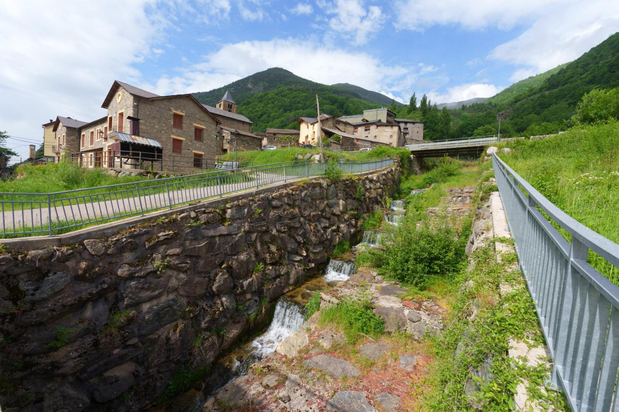 Apartament Vega - Vall Fosca - L'Amfitriona Espuy المظهر الخارجي الصورة