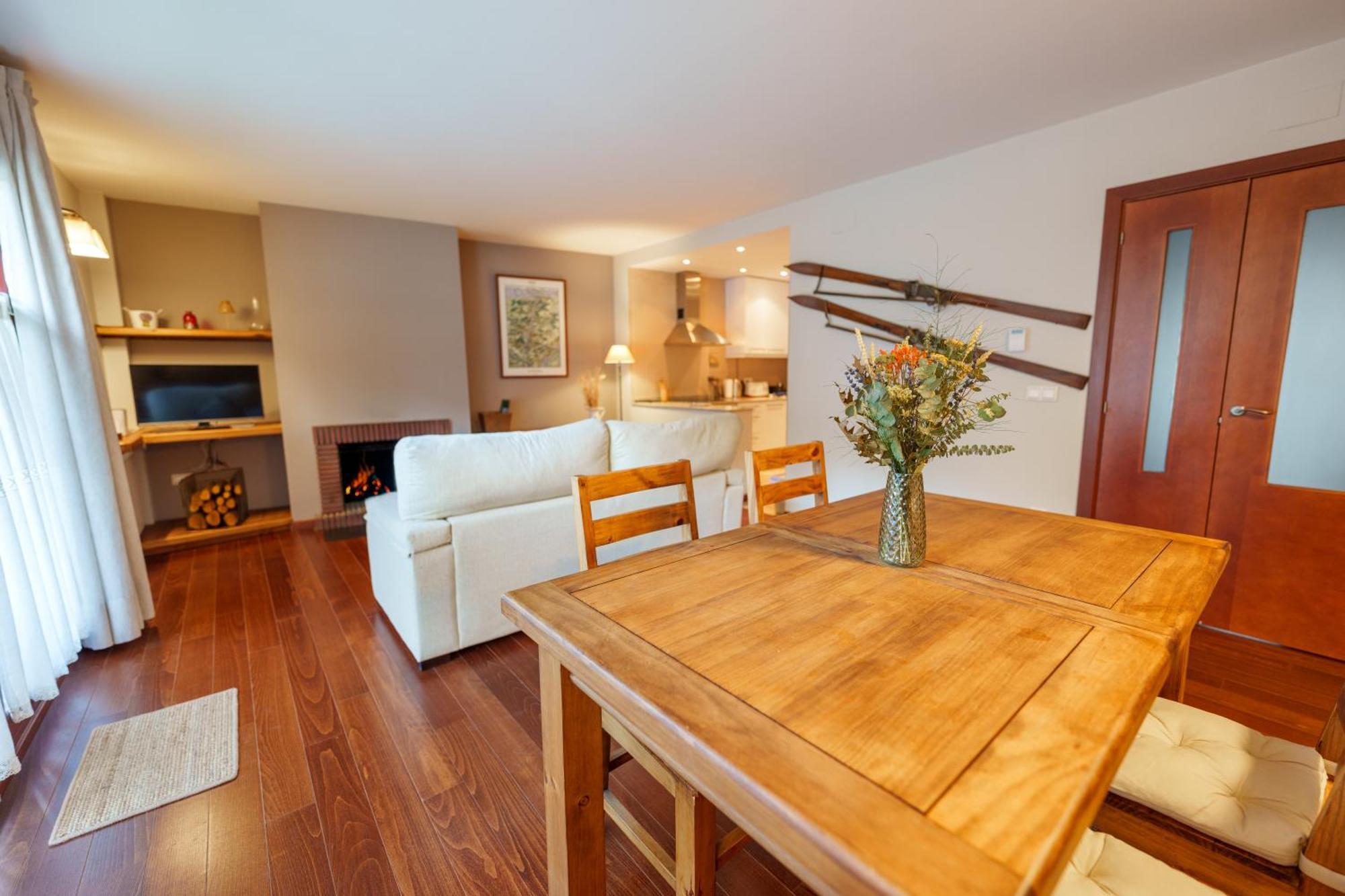 Apartament Vega - Vall Fosca - L'Amfitriona Espuy المظهر الخارجي الصورة